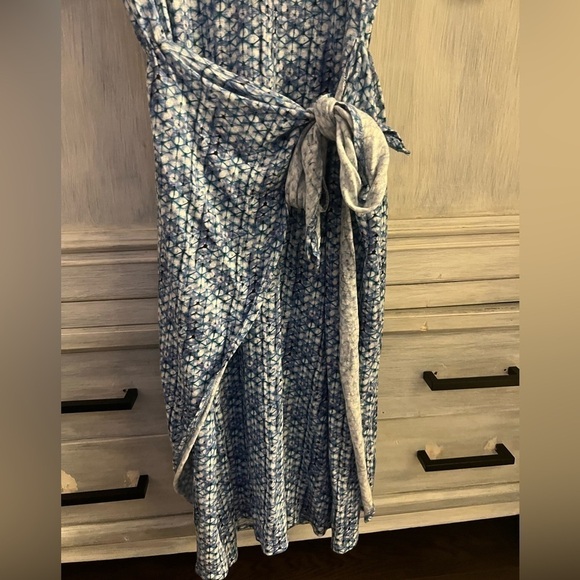 Rebecca Taylor Blue & White Geometric Printed Shibori Linen‎ Wrap Dress - Picture 5 of 8